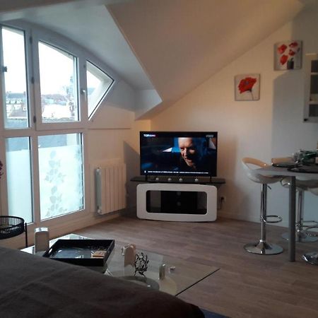 Apartamento Le Parmentier Compiègne Exterior foto